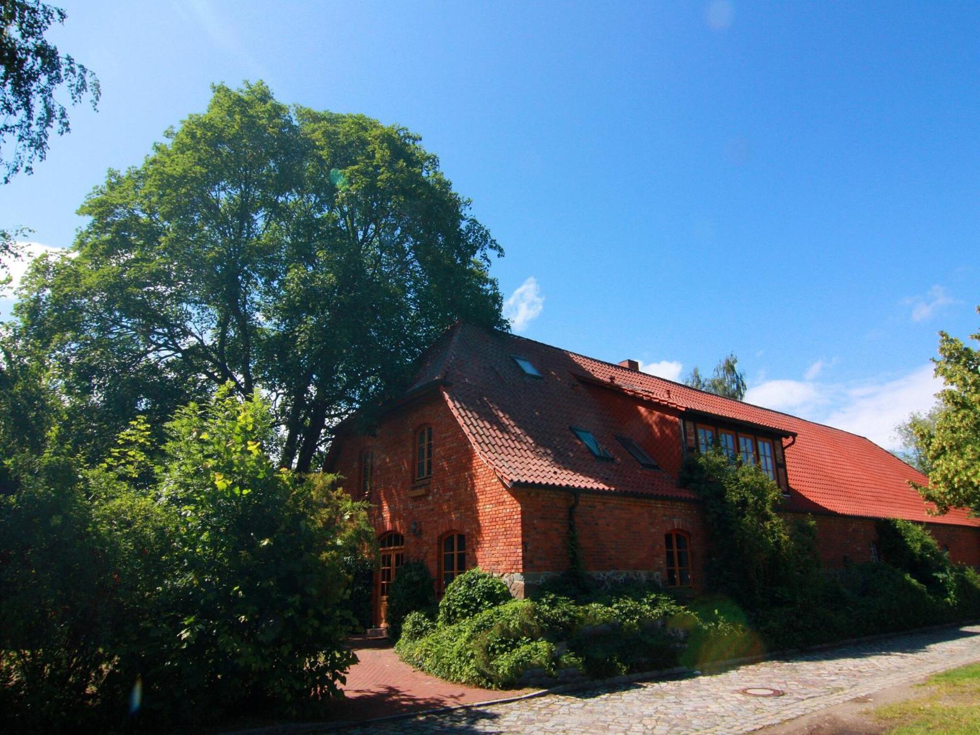 Mansion In Gressow With Terrace Garden Bbq Pond Bicycles Exterior foto